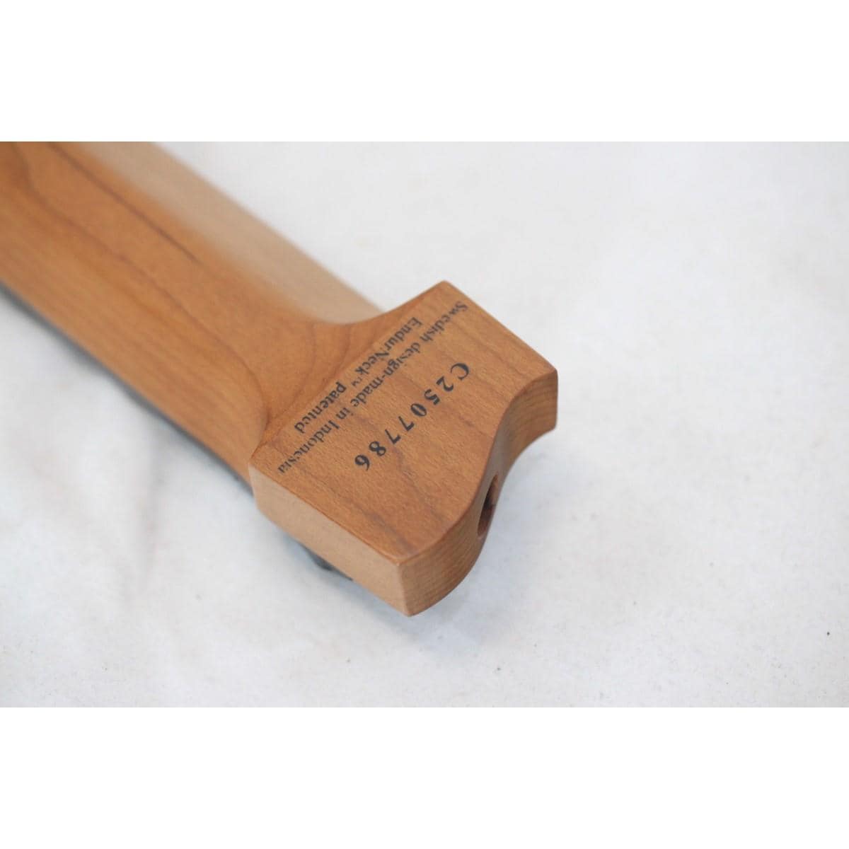 ＳＴＲＡＮＤＢＥＲＧ　Ｂｏｄｅｎ　Ｅｓｓｅｎｔｉａｌ　６