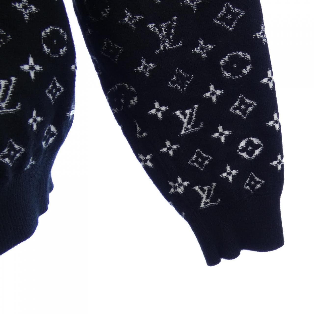 ルイヴィトン LOUIS VUITTON LVSEモノグラムデグラデクルーネック HKN44WUSO ニット