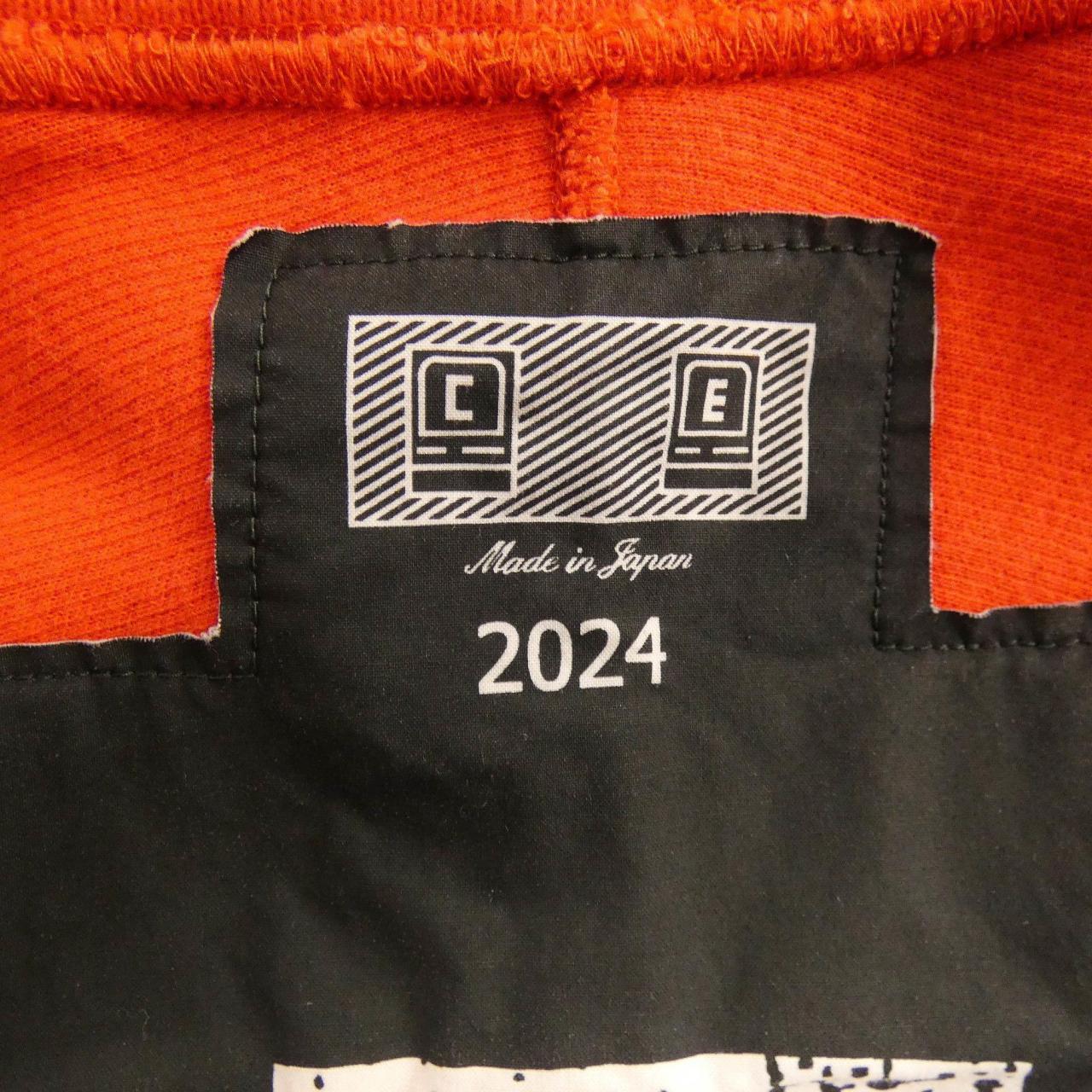 シーイー C.E パーカー