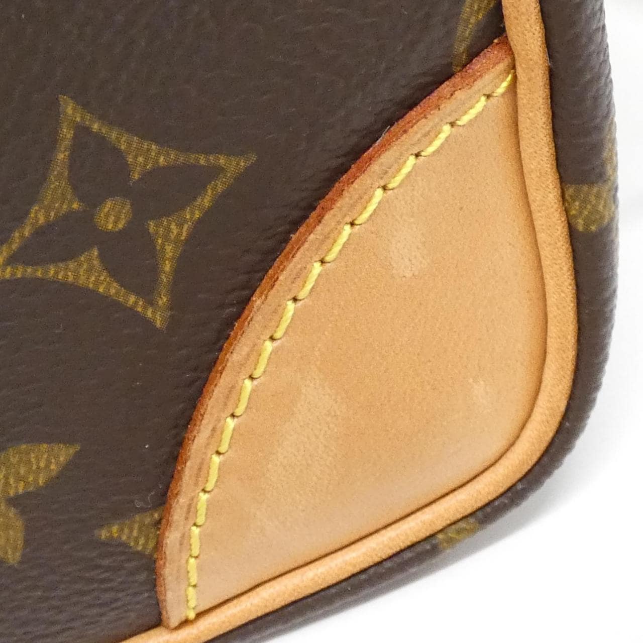 ルイヴィトン モノグラム アマゾン M45236 ショルダーバッグ