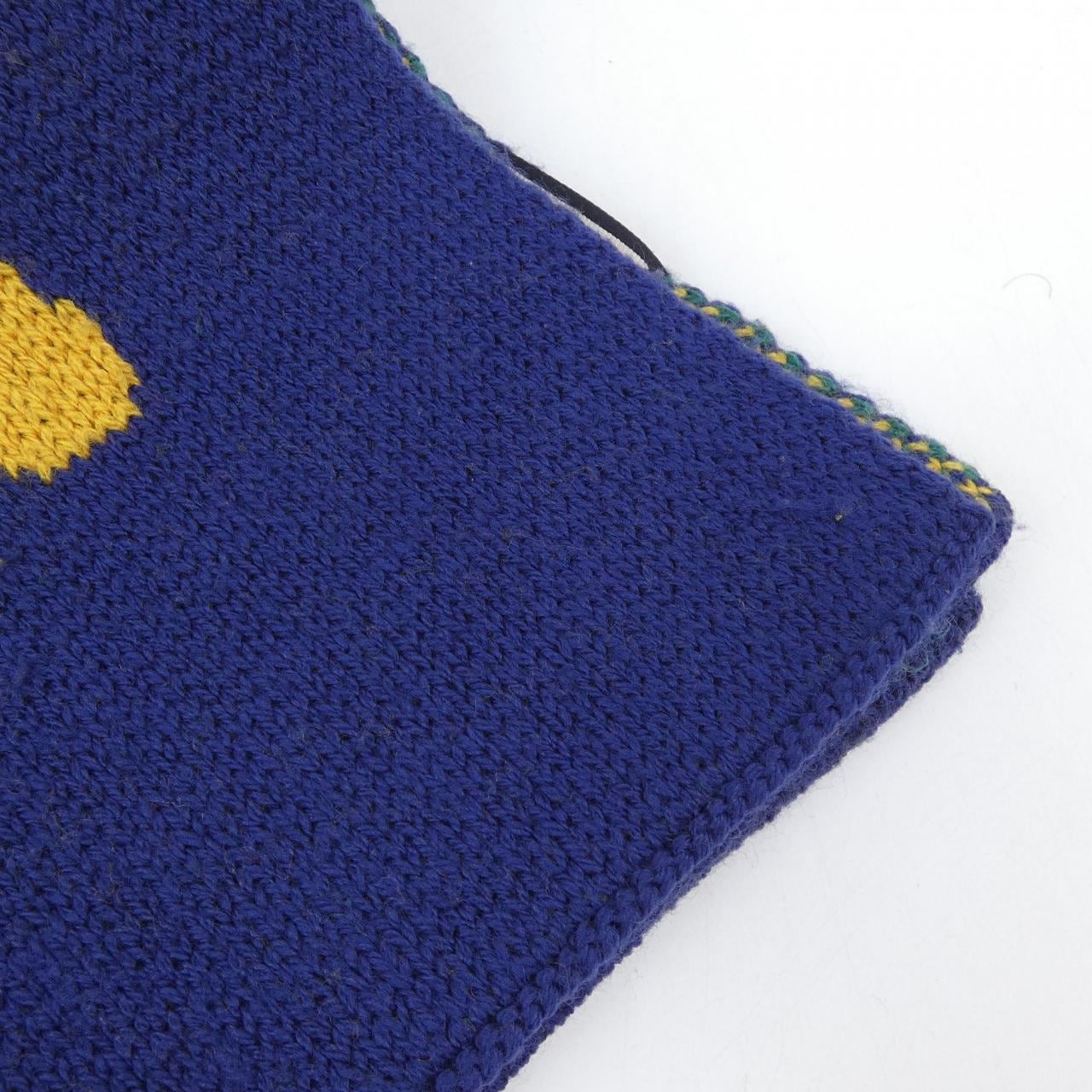 Gucci 4377804G206 Muffler