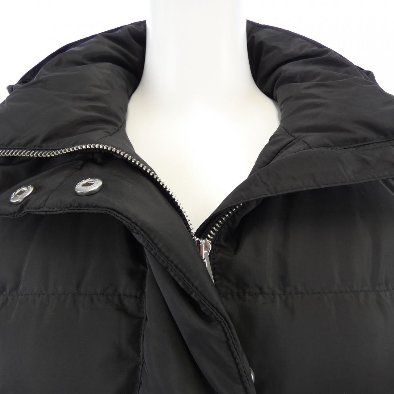 プラダ PRADA トライアングルロゴ 29X544 R182 1060 ダウンジャケット