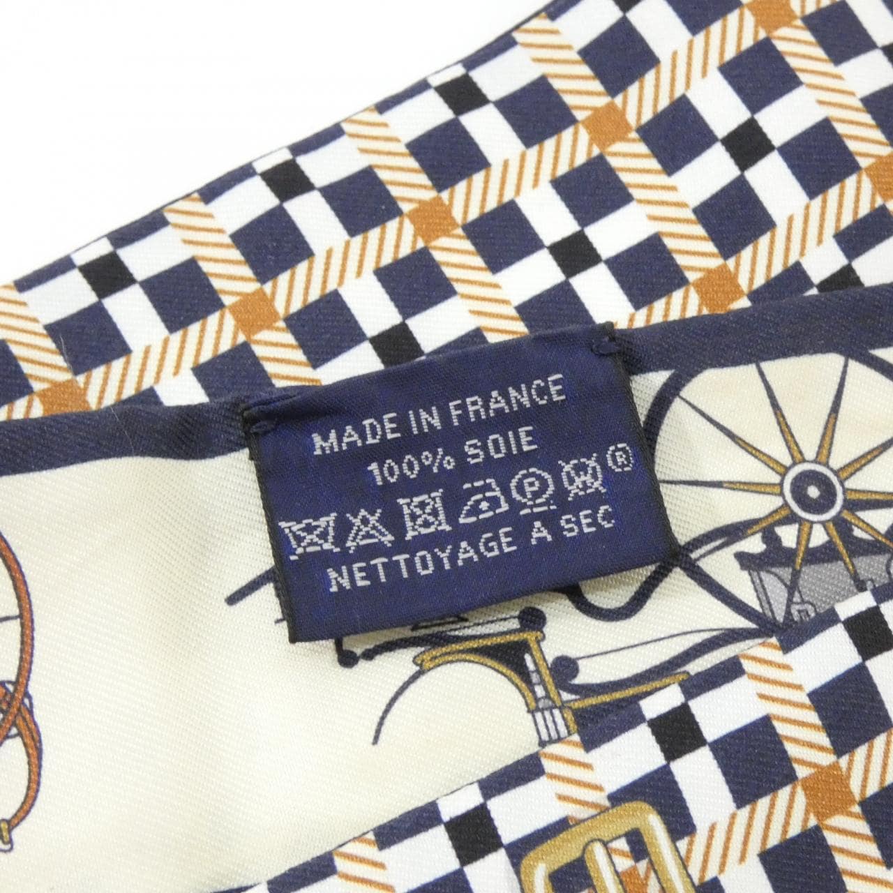 エルメス LES VOITURES NOUVELLE ツイリー 064108S スカーフ