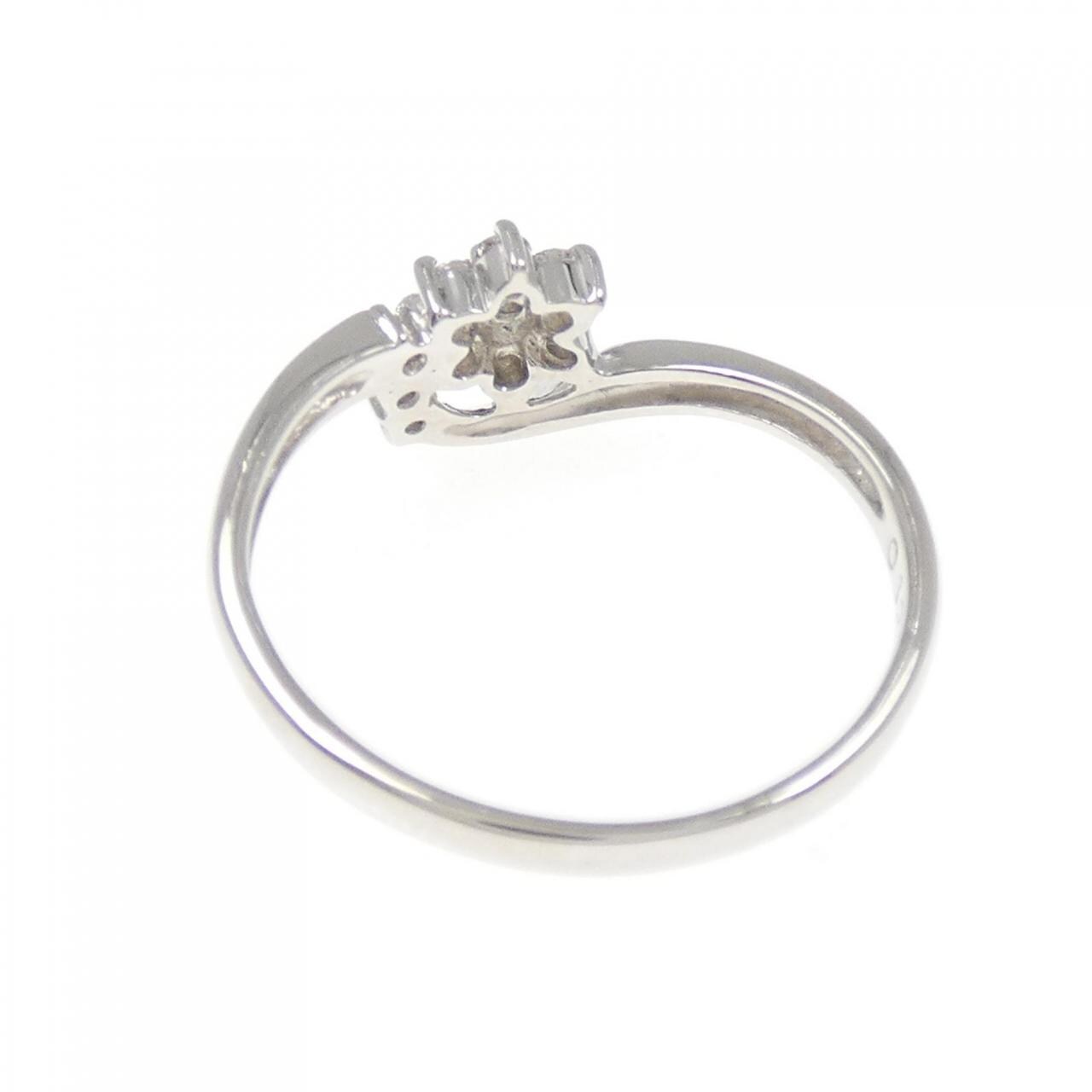 PT900 フラワー ダイヤモンド リング 0.12CT