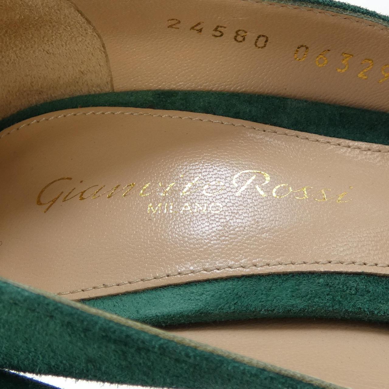 ジャンヴィトロッシ GIANVITO ROSSI パンプス