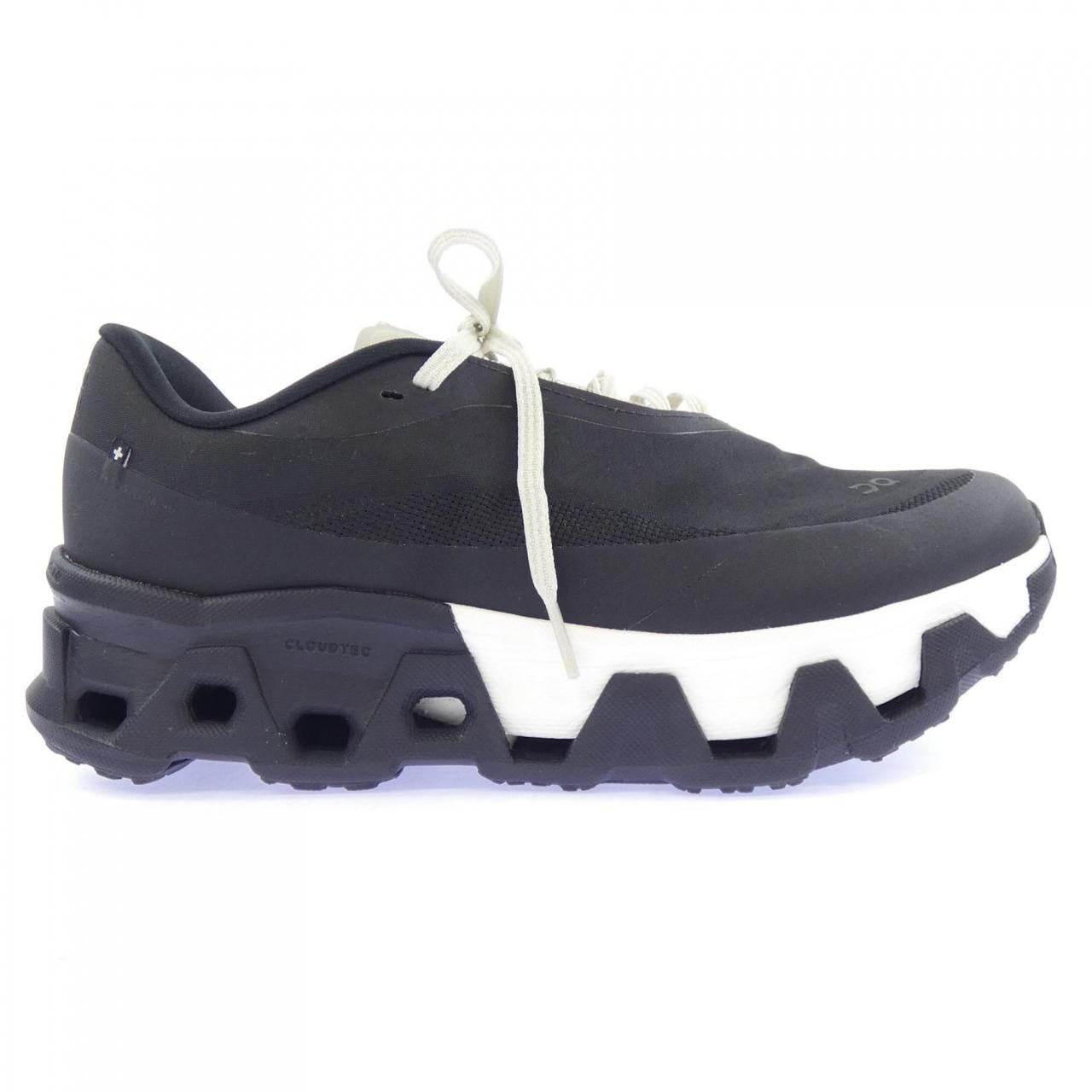 オン On スニーカー