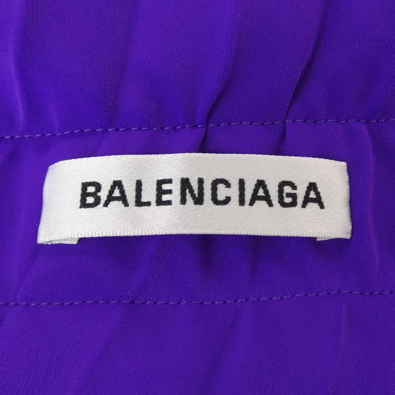 バレンシアガ BALENCIAGA 529757 TDO04 スカート
