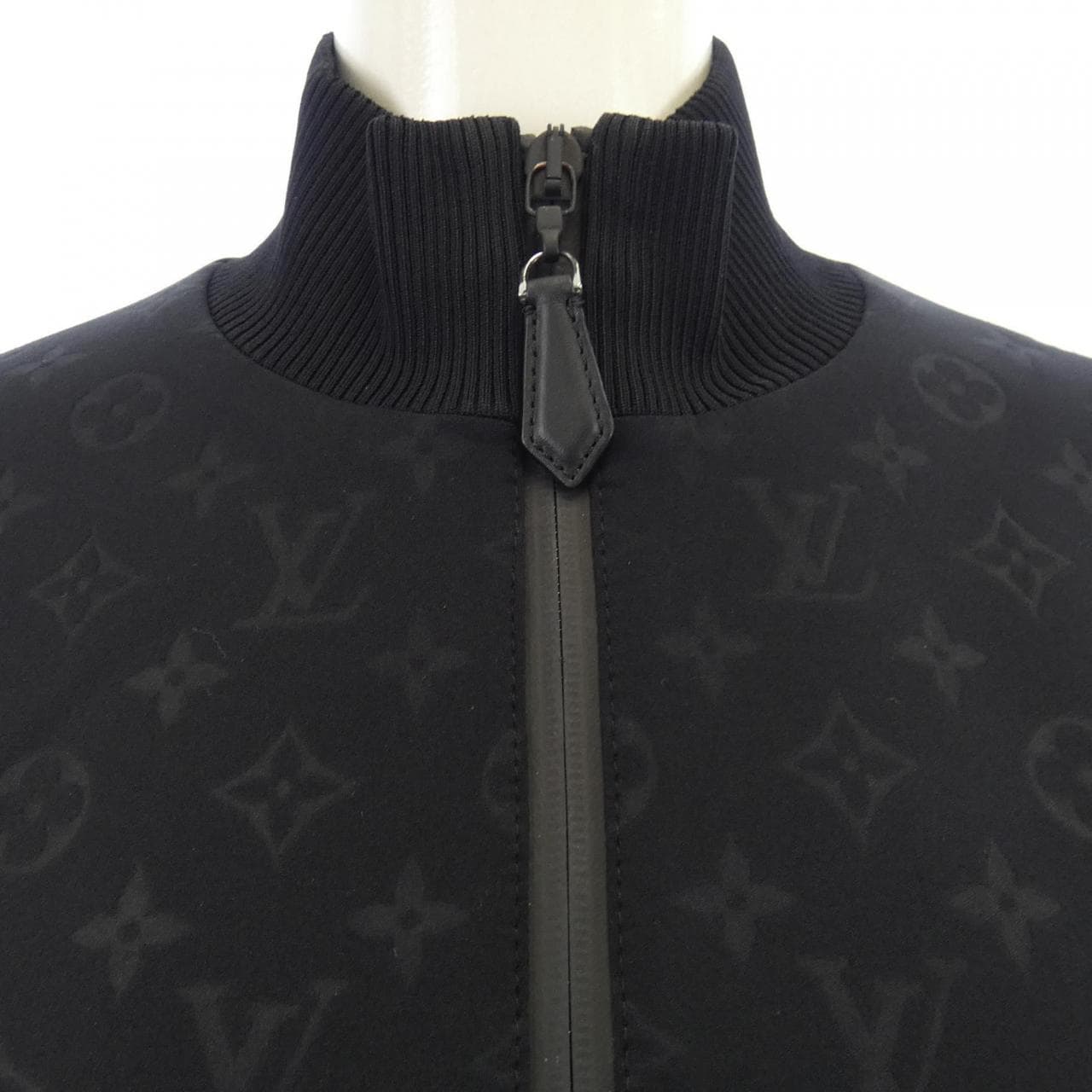 ルイヴィトン LOUIS VUITTON ブルゾン