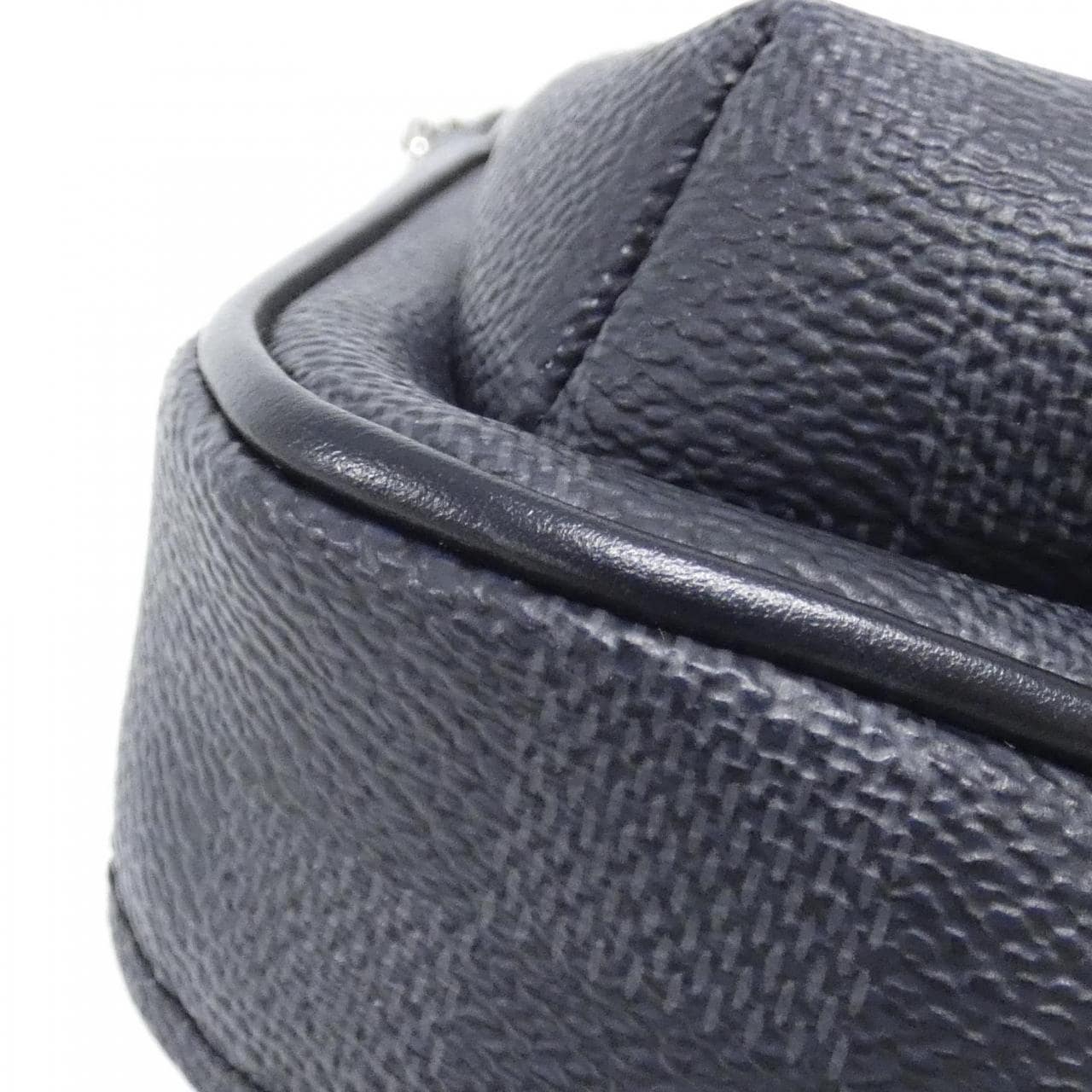 ルイヴィトン ダミエ グラフィット アヴェニュー スリングバッグ N45302 ショルダーバッグ