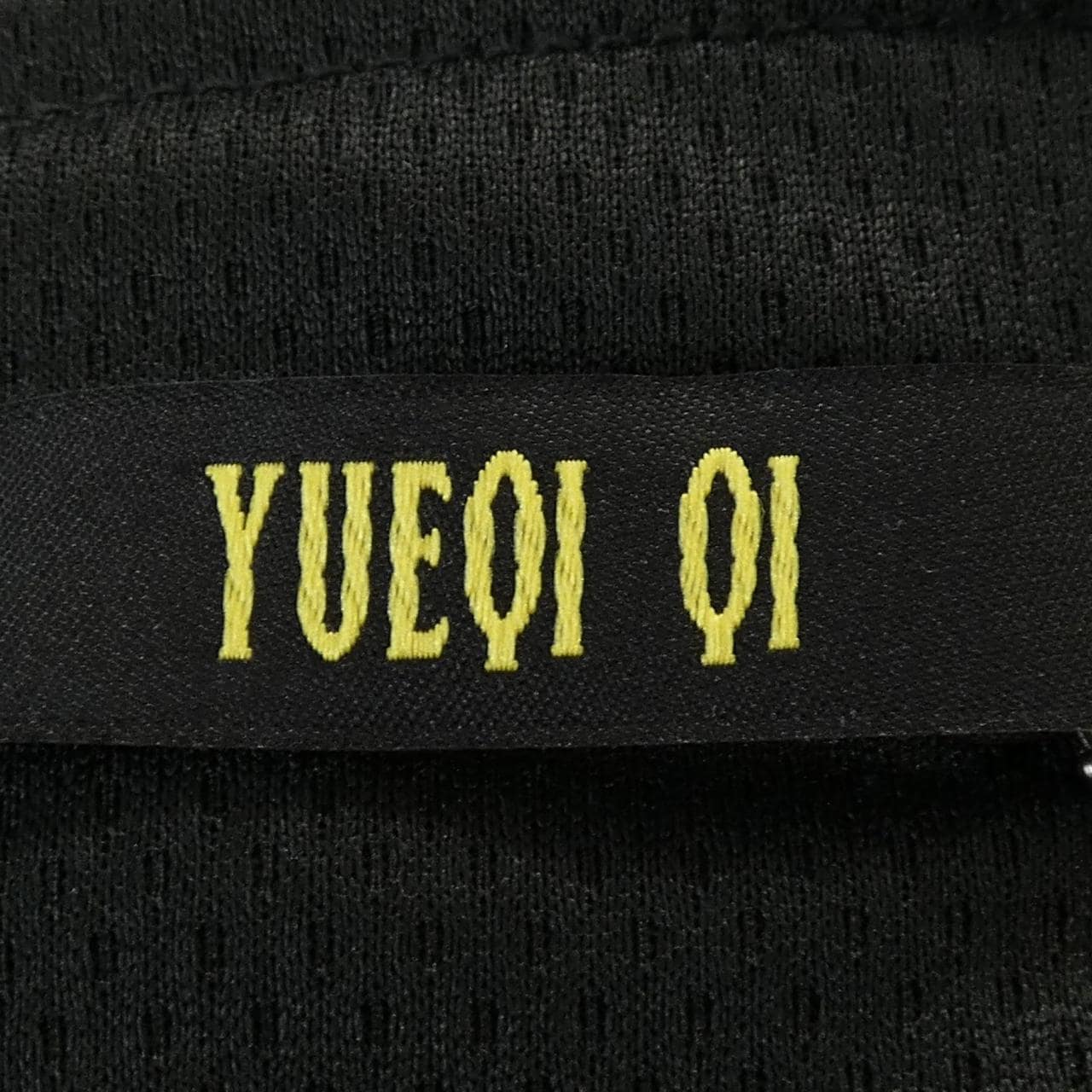 YUEQI QI トップス