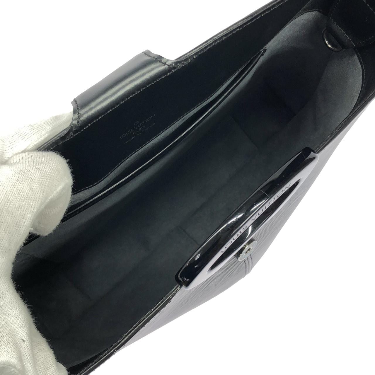 ルイヴィトン エピ レヴリ M52162 ショルダーバッグ