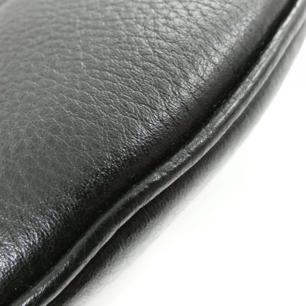 グッチ GUCCI B 820169 AAEJU ショルダーバッグ