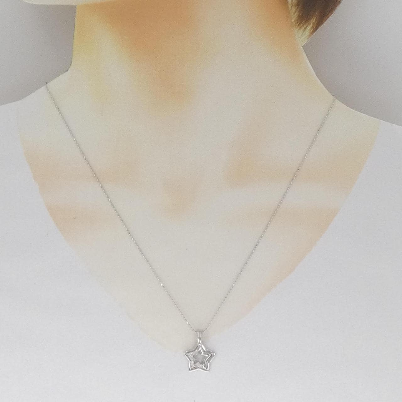 K18WG スター ダイヤモンド ネックレス 0.1CT