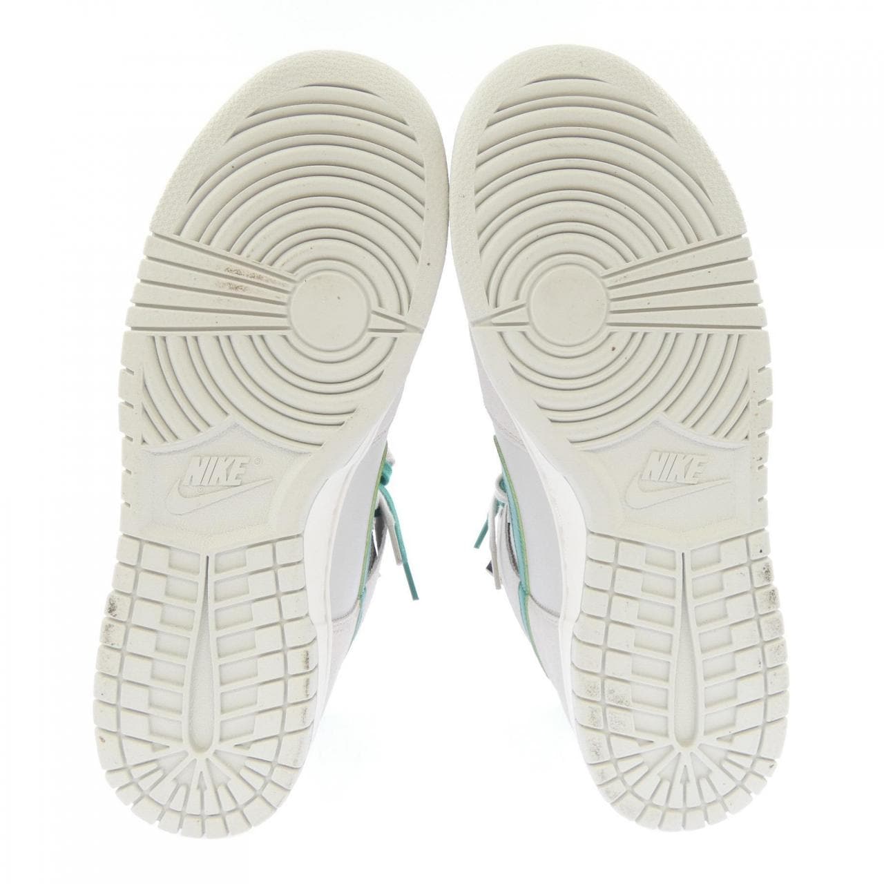 ナイキ NIKE シューズ