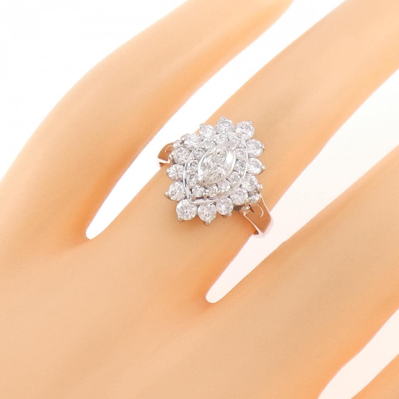 PT900 ダイヤモンド リング 1.05CT