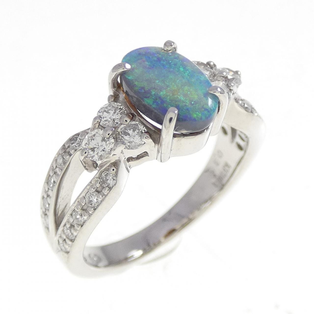 K18WG ブラックオパール リング 0.85CT