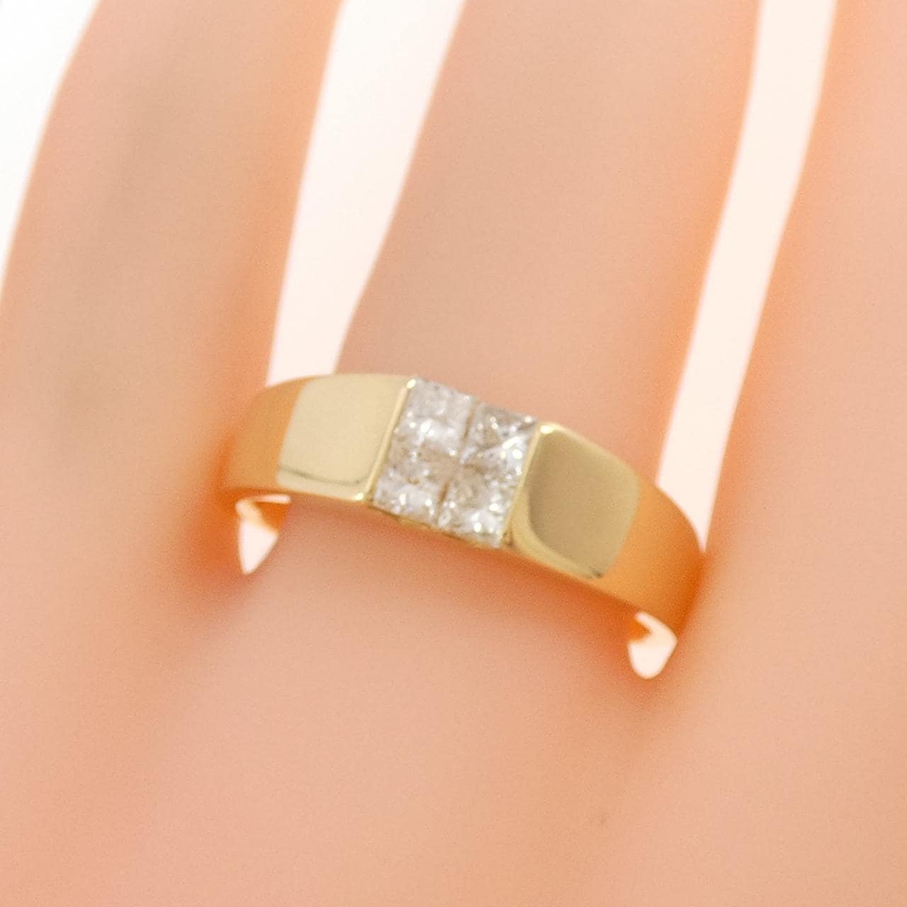 K18YG ダイヤモンド リング 0.70CT