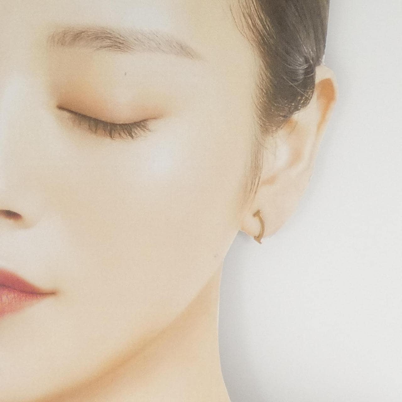 ティファニー Tスマイル ピアス