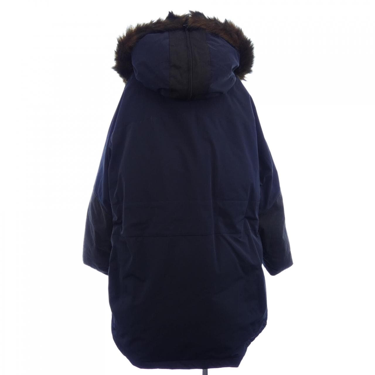 バーバリー BURBERRY 8058128 ダウンコート