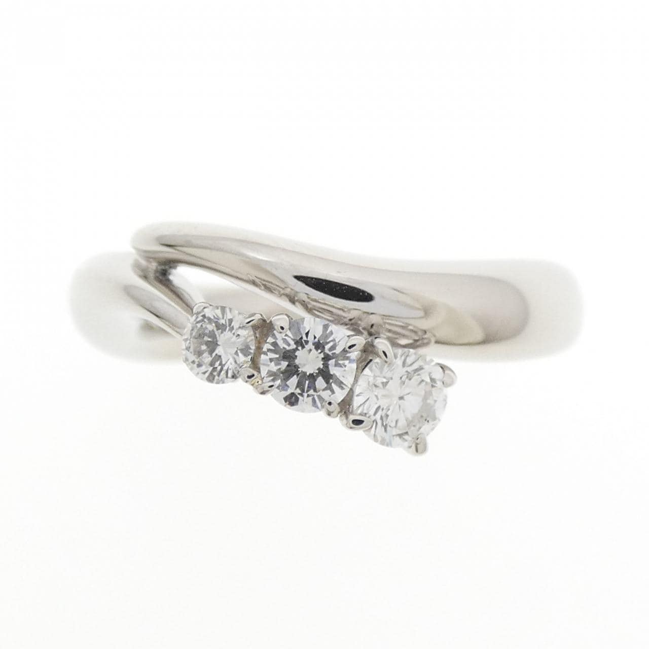 PT900 ダイヤモンド リング 0.31CT