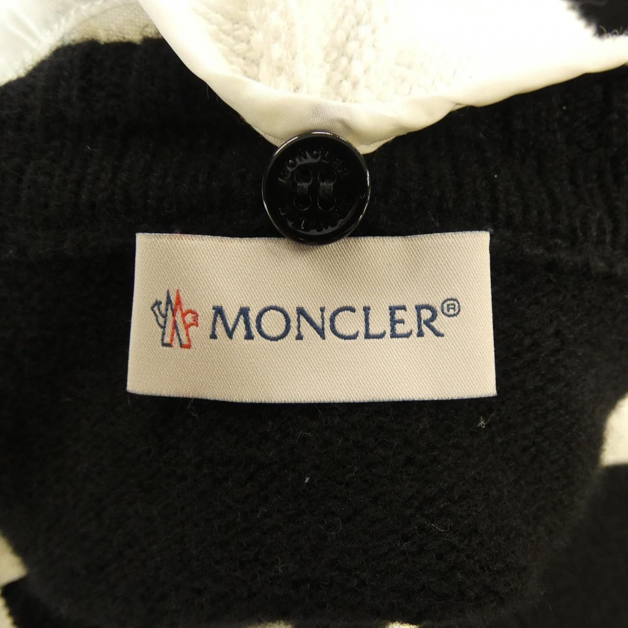 モンクレール MONCLER F10939C70410 パーカー