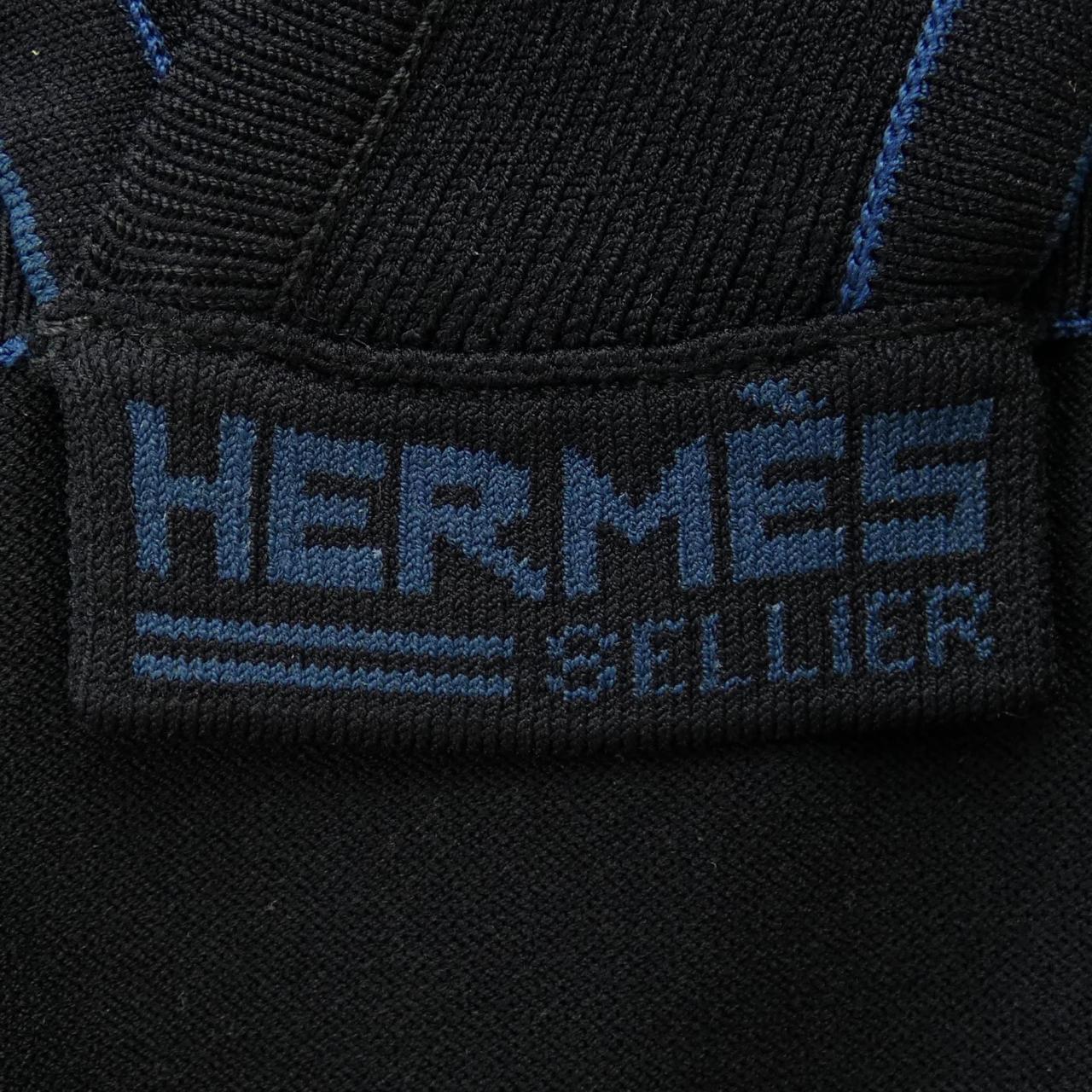 エルメス HERMES トップス