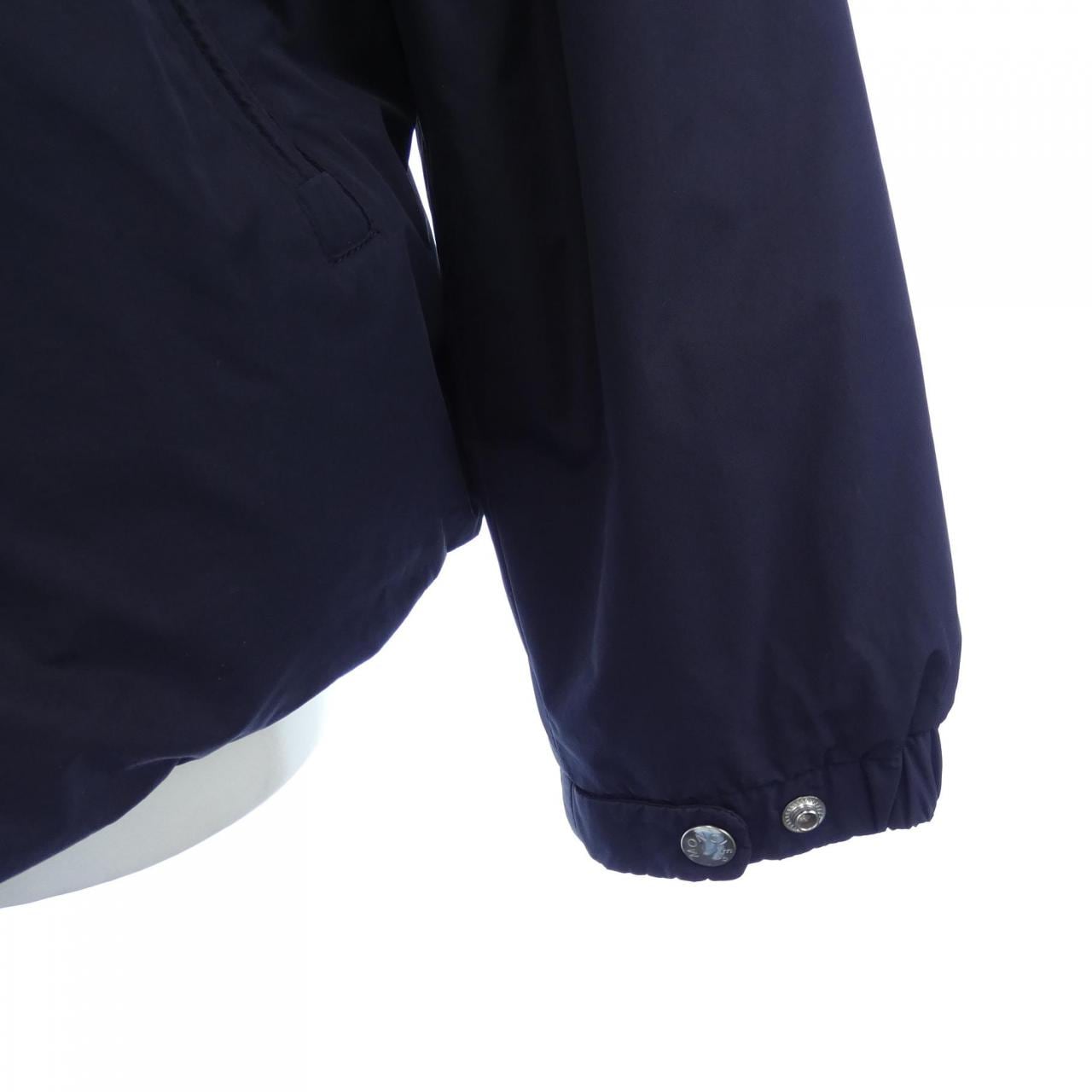 モンクレール MONCLER ダウンジャケット