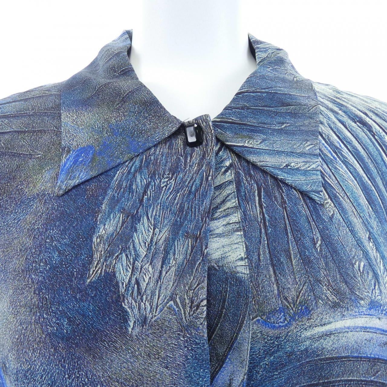 フェンディ FENDI トップス