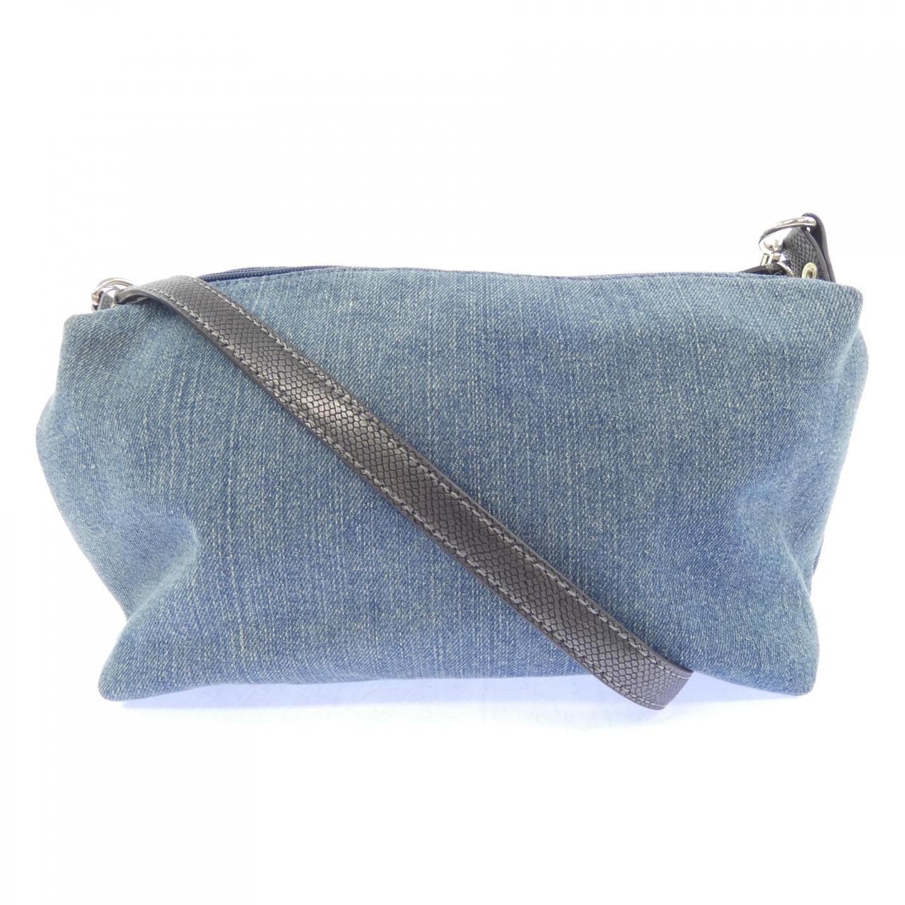 ゲス GUESS BAG