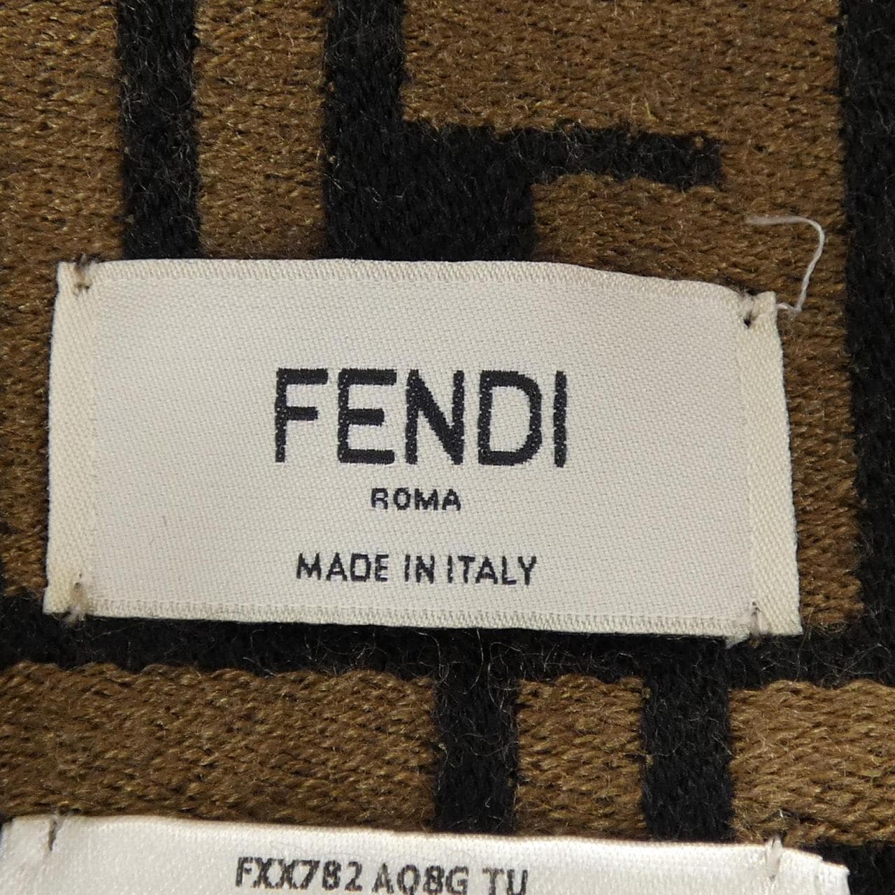 フェンディ FENDI FXX782 AQ8G ケープ