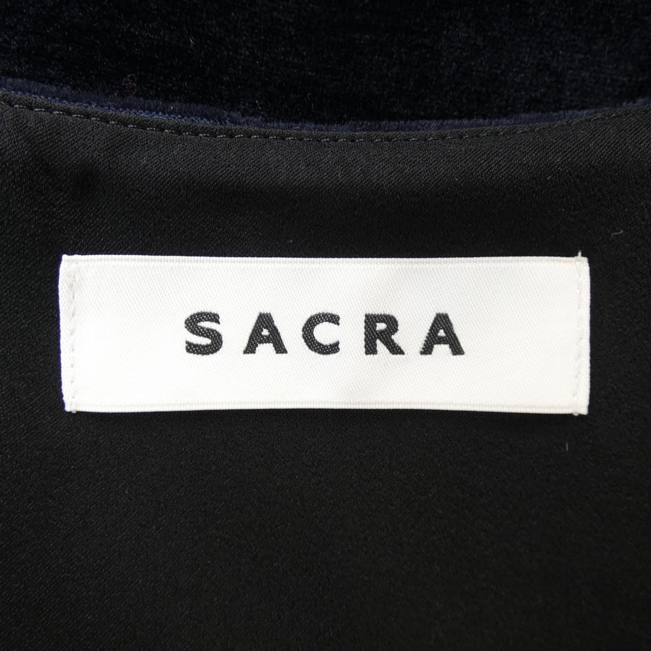 サクラ SACRA トップス