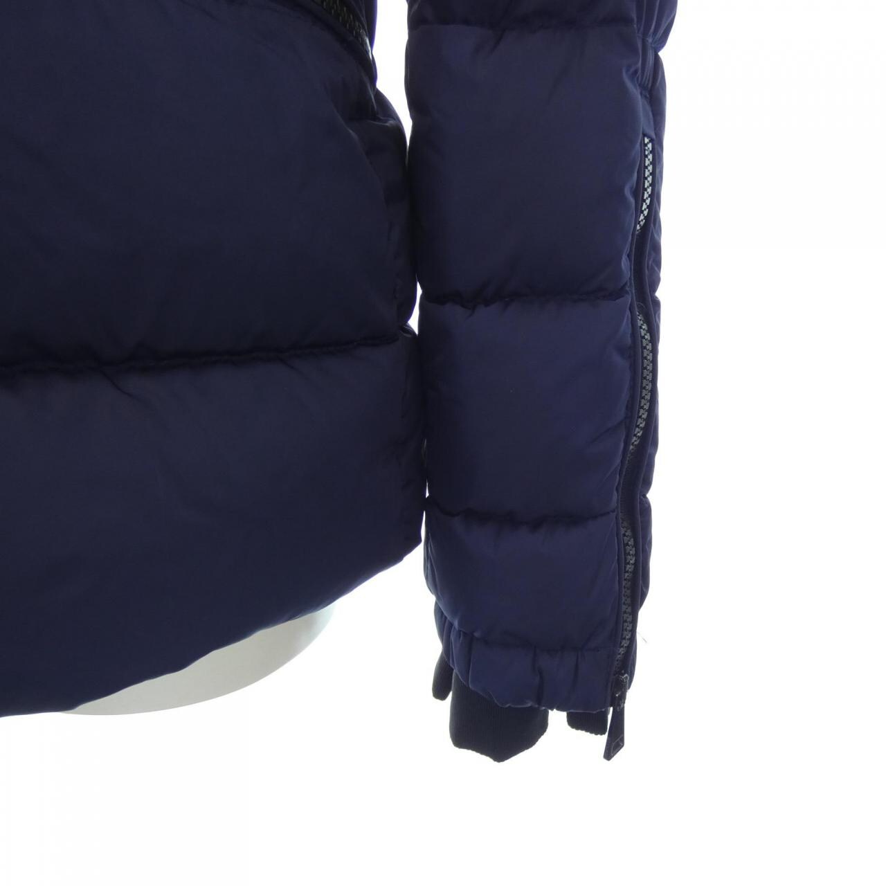 モンクレール MONCLER ダウンジャケット