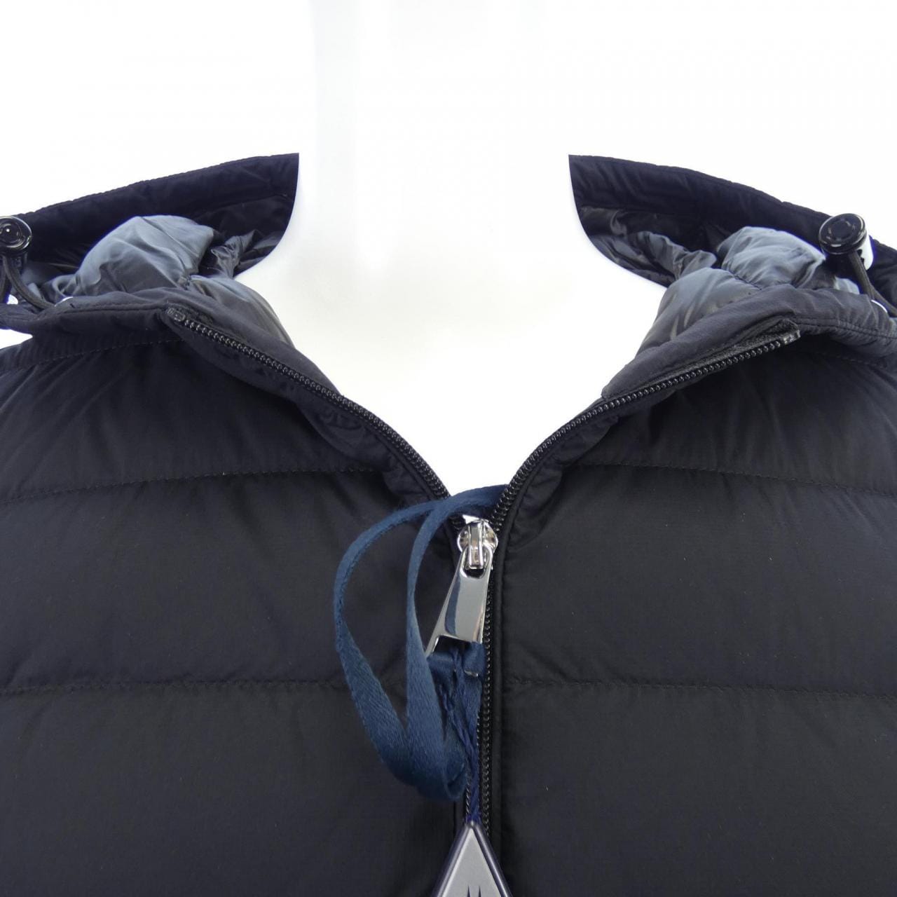 モンクレール MONCLER HEDE ダウンジャケット