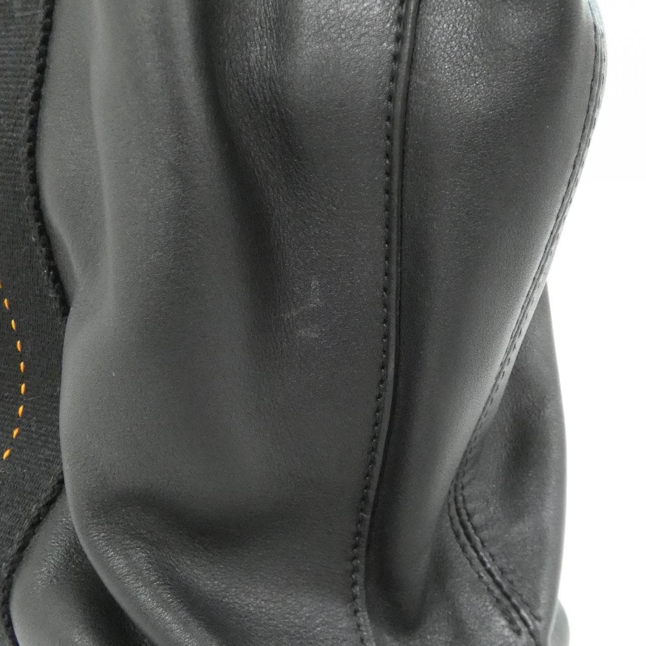 エルメス キャラバン ホリゾンタル MM 550001M バッグ