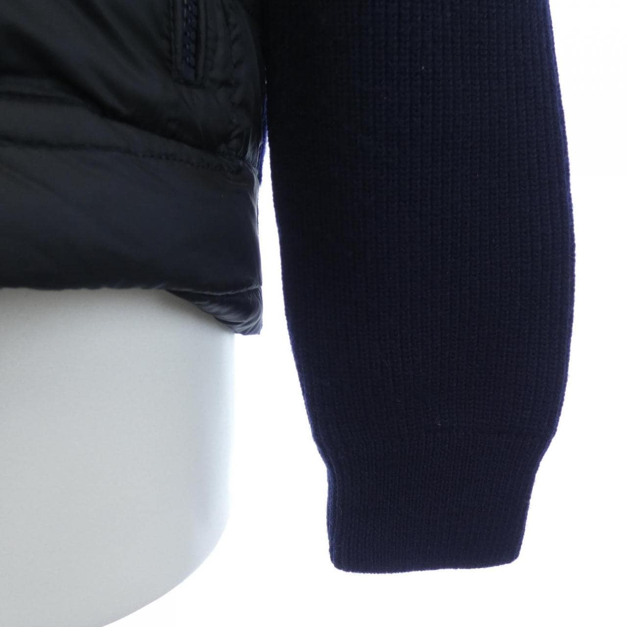 モンクレール MONCLER 20919413700 ダウンジャケット