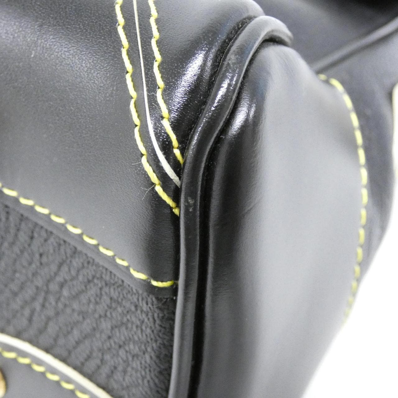 ルイヴィトン スハリ レッセンシエル M95844 ショルダーバッグ