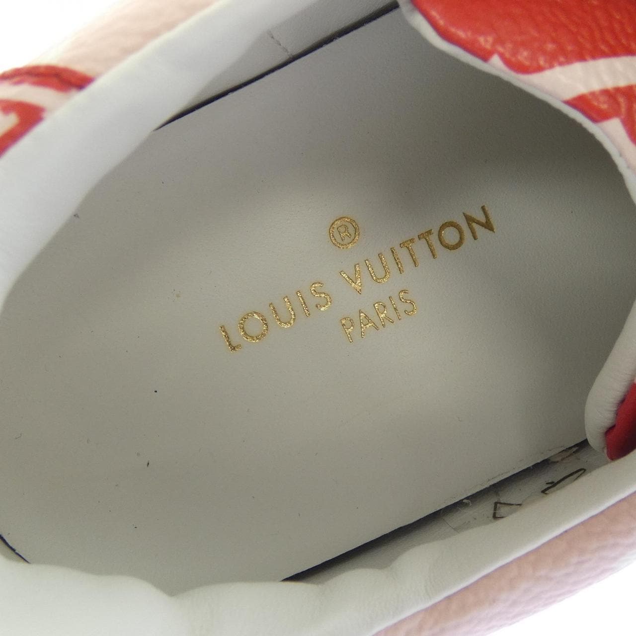 ルイヴィトン LOUIS VUITTON タイムアウトライン スニーカー