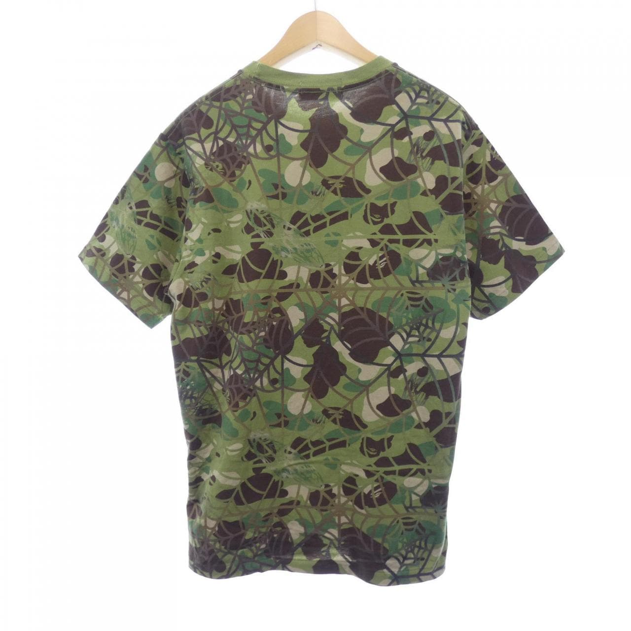 愛貝芙A BATHING APE T恤