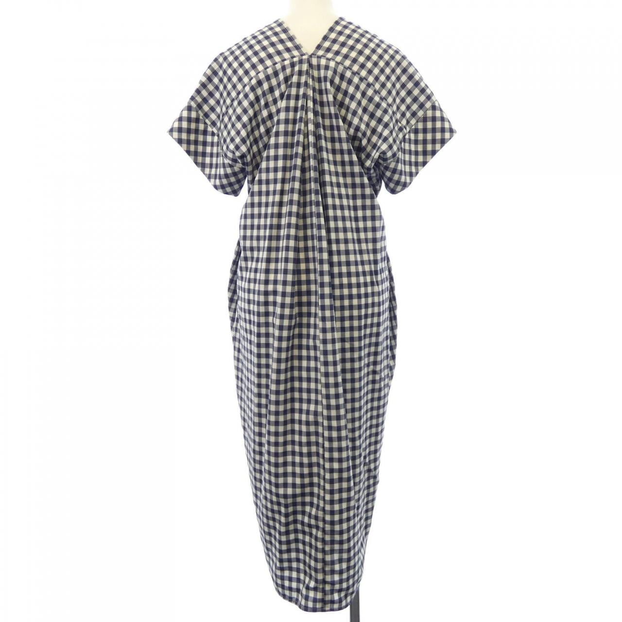 サポートサーフェス support surface STRASBURGO ワンピース