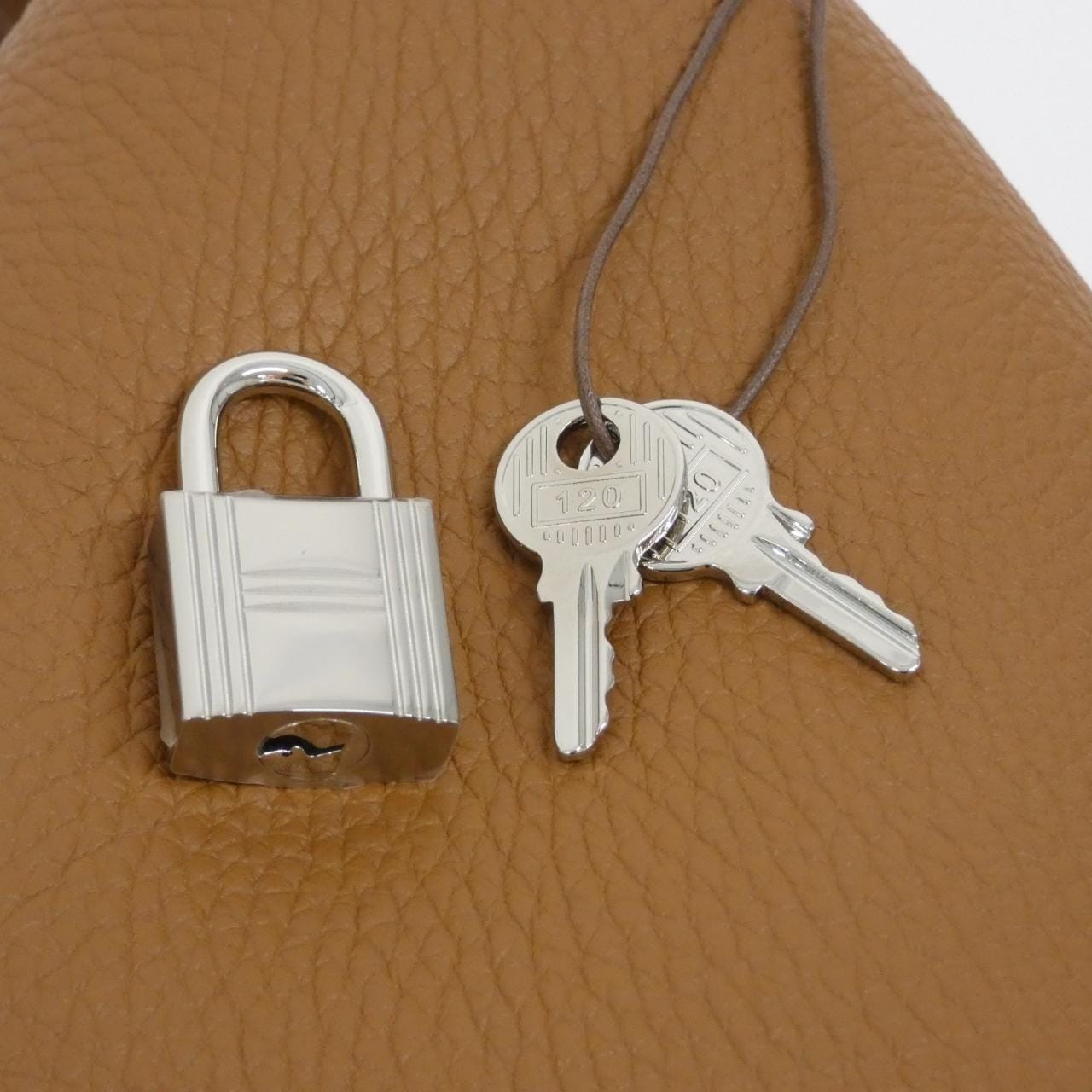 【未使用品】エルメス ピコタン ロック PM 056289CK バッグ