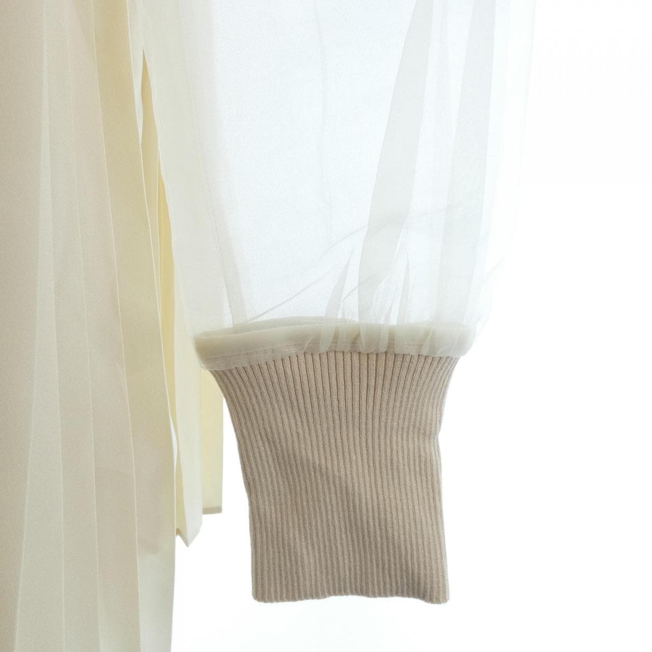 セルフォード CELFORD トップス