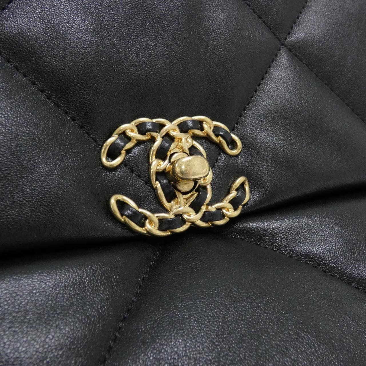 シャネル シャネル19 ライン AS1161 ショルダーバッグ