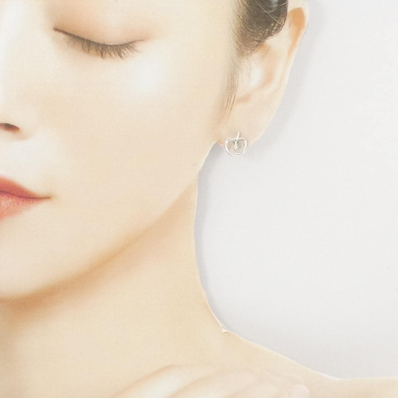 ティファニー アップル ピアス