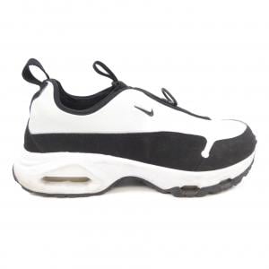 ナイキ NIKE DO8095-101 スニーカー