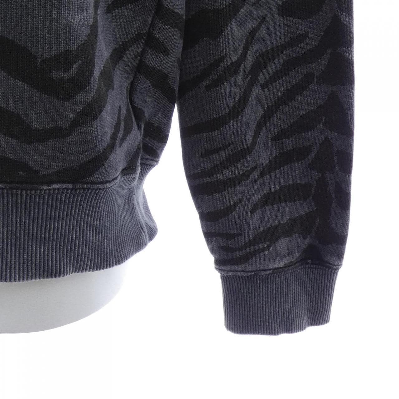 サンローラン SAINT LAURENT 583936 YBJP2 スウェット