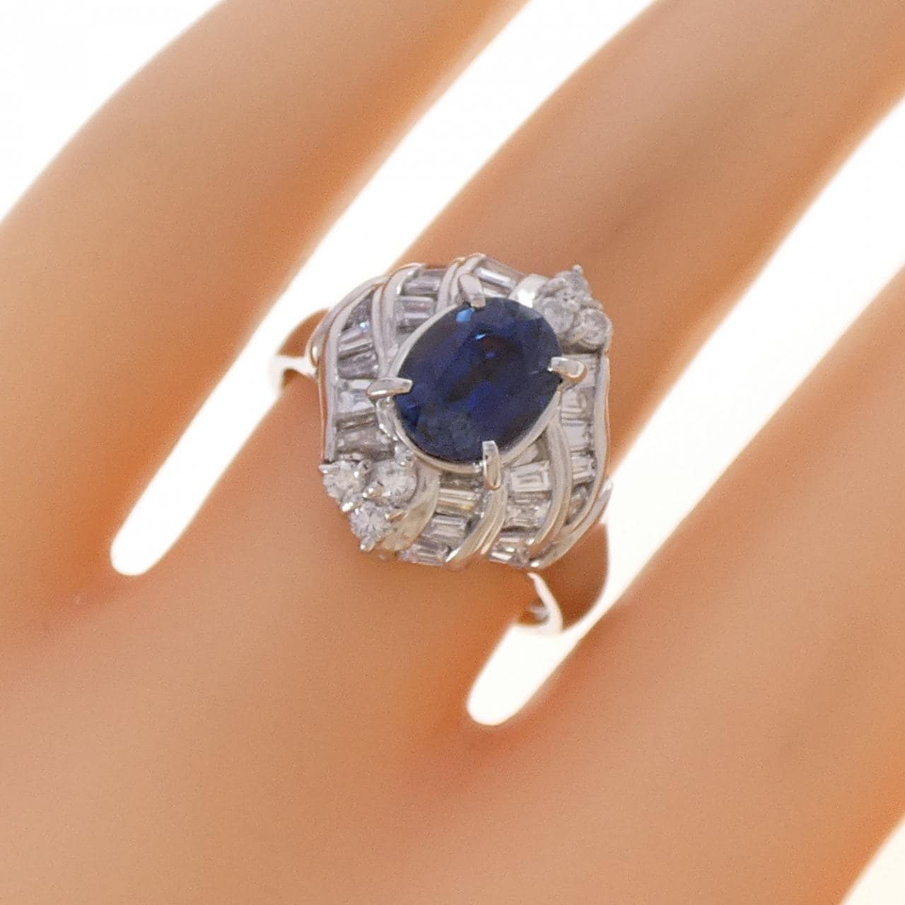 PT900 サファイヤ リング 2.00CT