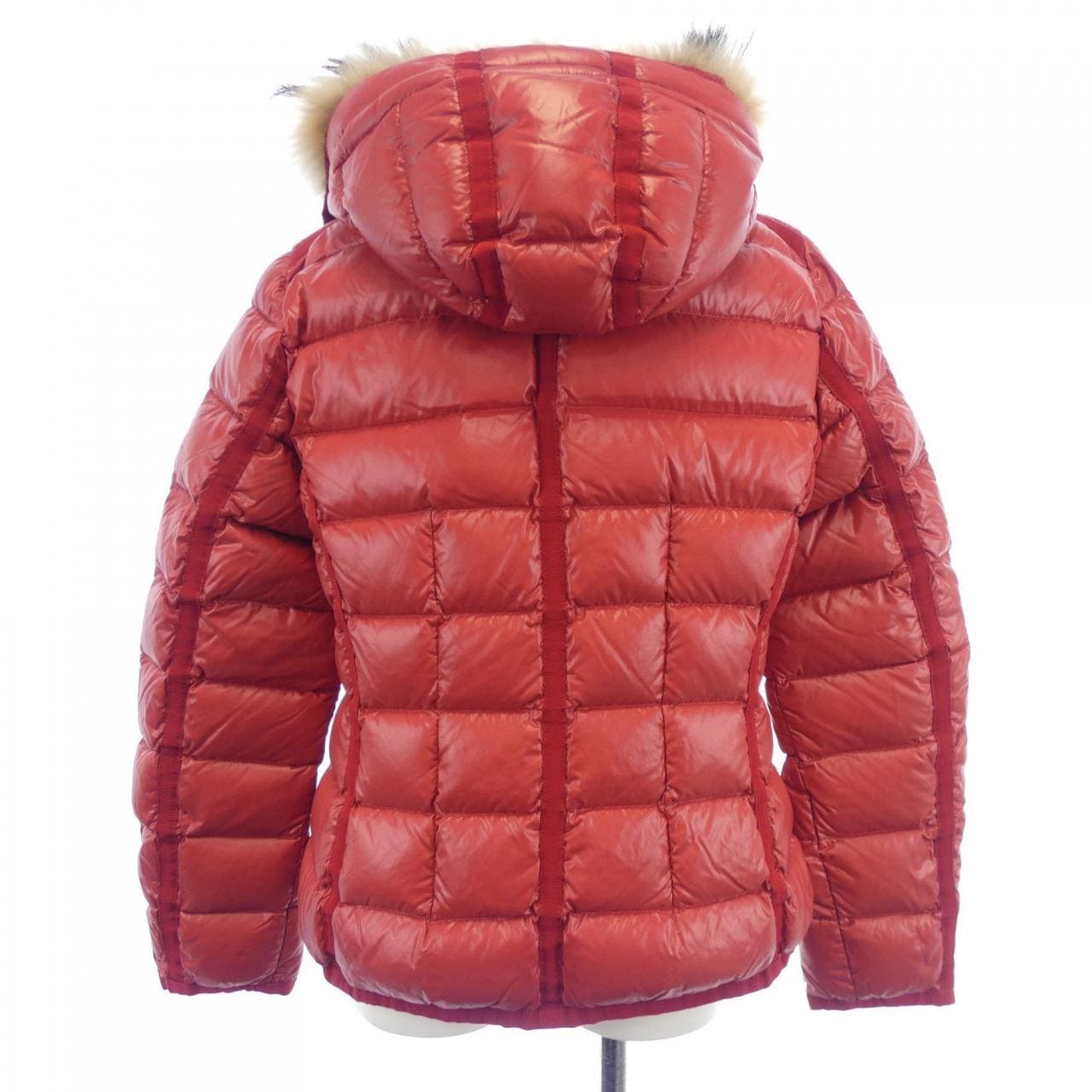 モンクレール MONCLER ダウンジャケット