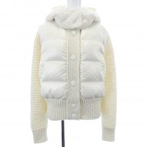 モンクレール MONCLER 20939B00029 ダウンジャケット