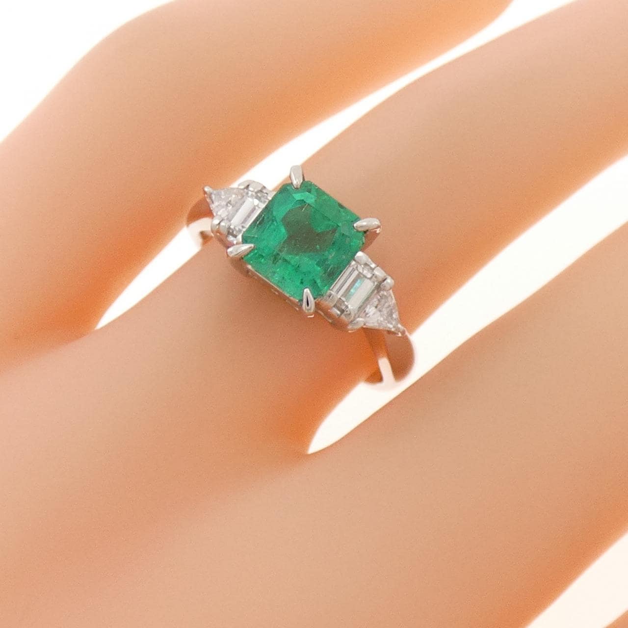 PT900 エメラルド リング 1.348CT