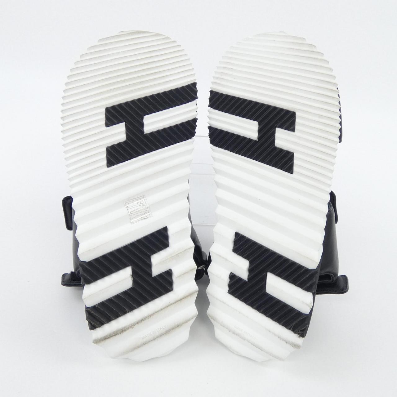 エルメス HERMES ジュニア 251988Z サンダル